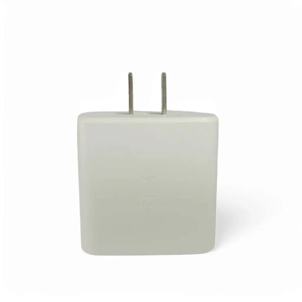 ADAPTADOR DE CARGA KINOTEC KN-61 45W PD USB C (3).webp